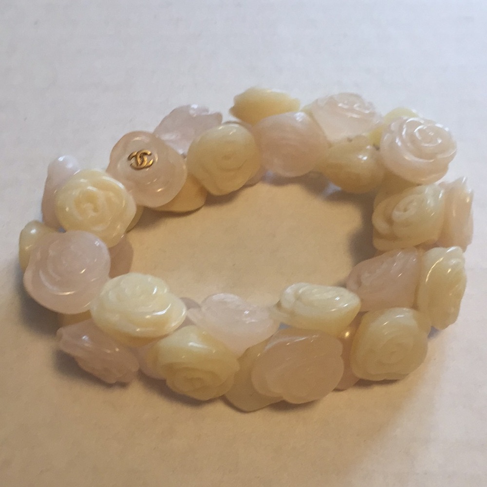 Chanel Stretch Bracelet Pink and White - Picture 3 of 13